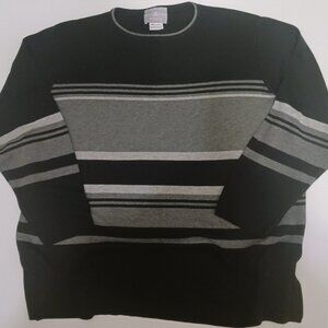 Jaclyn Smith 100% Acrylic Men's Semi Small/Chico black/gray Crewneck Sweater.